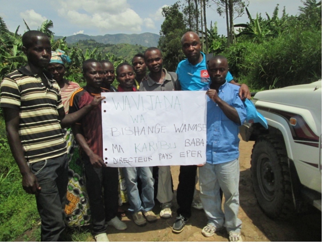 Les jeunes de BISHANGE accueillent le Directeur Pays lors de la supervision 1er TRIMESTRE 2016.